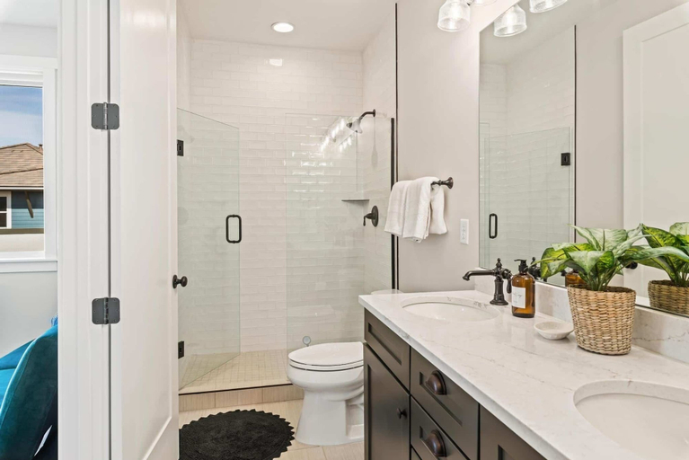 Bathroom 4, Beachside Bliss by RedAwning, Washington