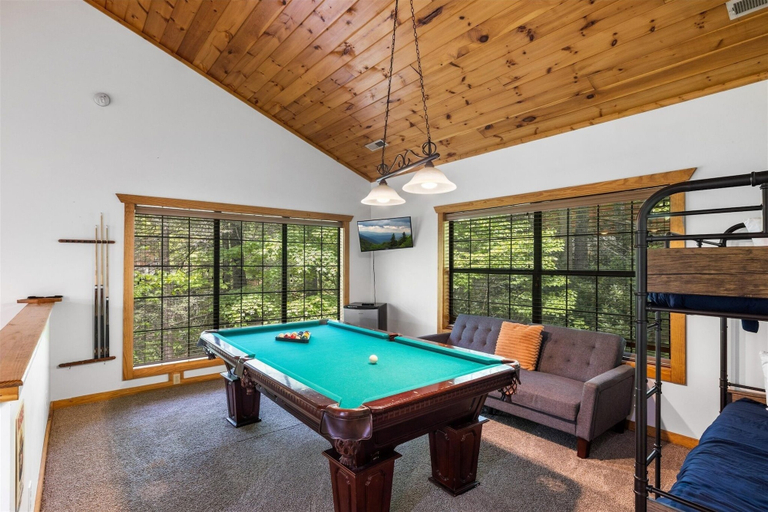 Others 4, Whitetail Cabin 2 Bedroom Cabin by RedAwning, Sevier
