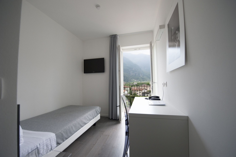 Bedroom 2, Garnì On The Rock, Trento