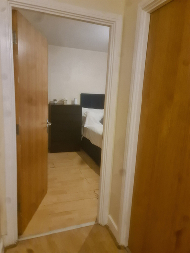 Bedroom 2, Remarkable 1-bed Apartment in Romford, London