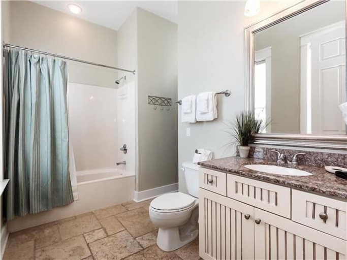 Bathroom 3, Sea View Play 3 Bedroom Home by RedAwning, Santa Rosa