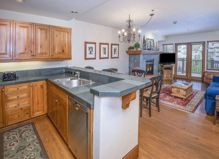 Private kitchen, Market Square 306 2 Bedroom Condo by RedAwning, Eagle