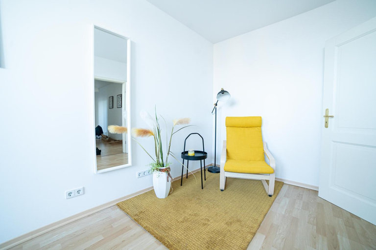 Others 5, FullHouse - Chemnitz - M34 - 3 Beds - Nespresso, Chemnitz