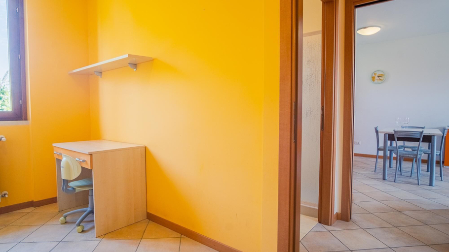 Others 5, Garda Orange Apartment - Italian Homing, Brescia
