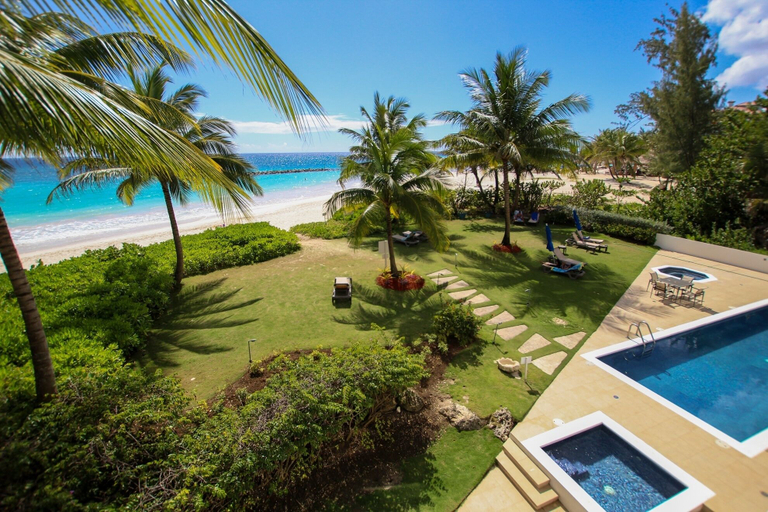 Sport & Beauty 5, Stunning Beachfront 2-Bed Condo with Pool - Ocean One 204 by BSL Rentals