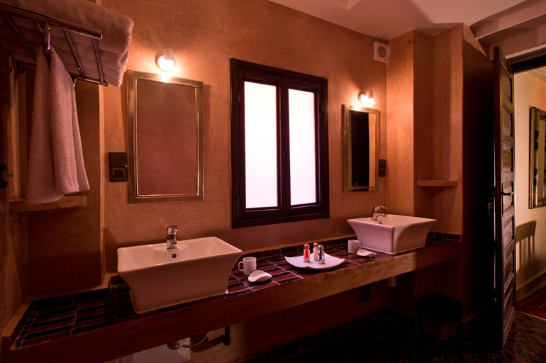 Bathroom 5, Riad Signature, Marrakech