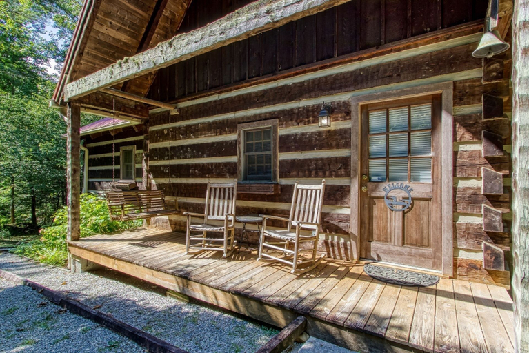 Exterior & Views, Valhalla - Private Rustic Getaway 2 Bedroom Cabin by RedAwning, Sevier