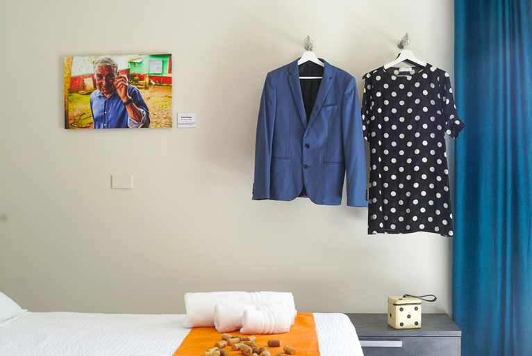 Others 2, Click Art & Room, Palermo