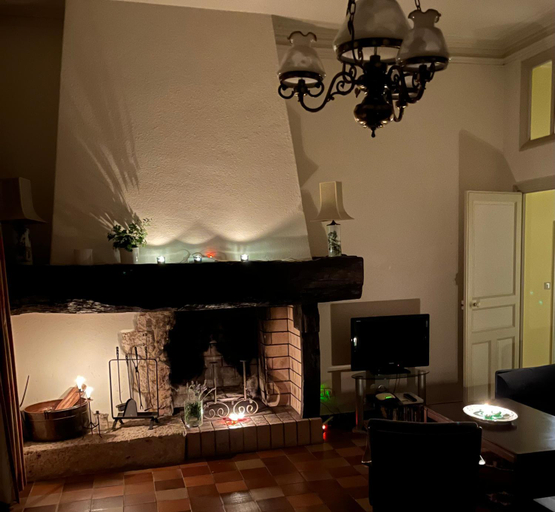 Others 4, Enjoy spring at Chateau de Monbrison, apartment for four guests, Tarn-et-Garonne
