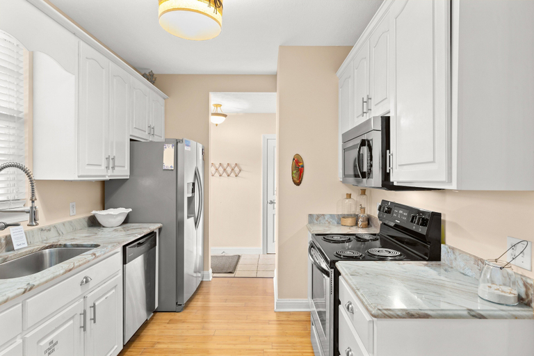 Private kitchen 3, Expertly Decorated Family Home, Steps to Beach w/ a Private Heated Pool & Spa!, Bay