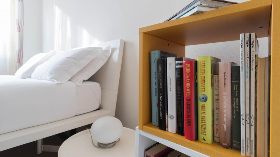 Others 5, Italianway Easy - Dall Ongaro 24, Milano