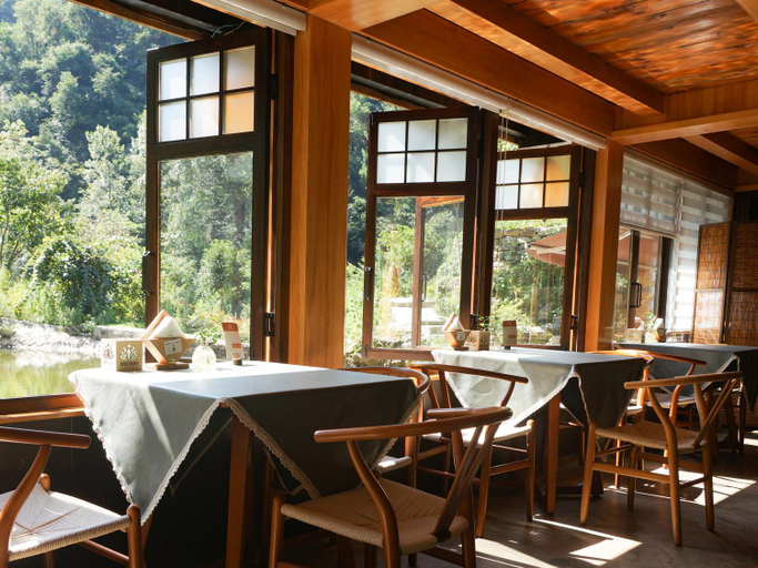 Food & Drinks 2, Wudang Mountain Manju Manor, Shiyan