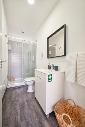 Bathroom 5, MSPC Chiado Premium Apartments, Lisbon