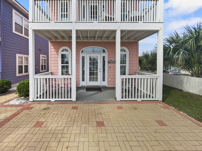 Exterior & Views 2, Paradise By The Pier 2 Bedroom Home by RedAwning, Bay