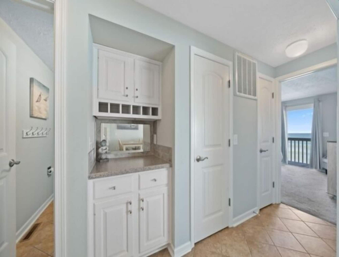 Interior 2, Turtle Cove 2 Bedroom Condo by RedAwning, New Hanover