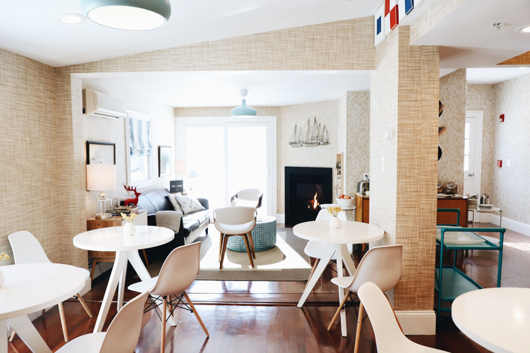 Food & Drinks 5, The Hotel Marblehead, Essex