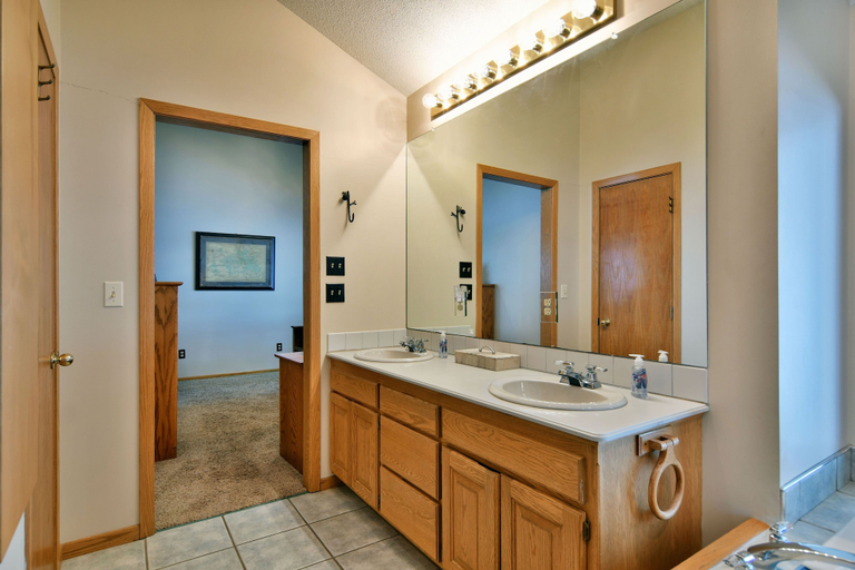 Bathroom 4, Cheif Lake Lodge 4 Bedroom Home by RedAwning, Sawyer