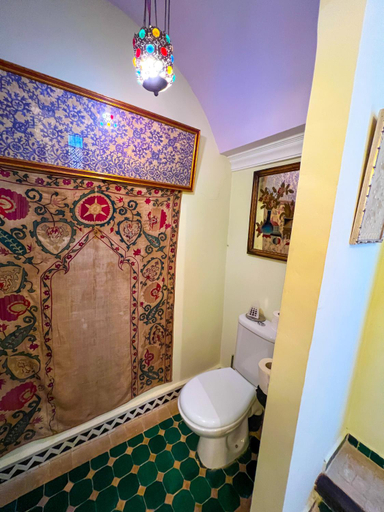 Bathroom 3, Aux 3 Portes, Tanger-Assilah