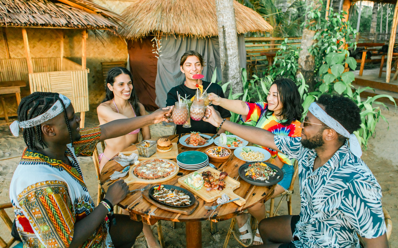 Food & Drinks 3, Mad Monkey Hostel Nacpan Beach, El Nido