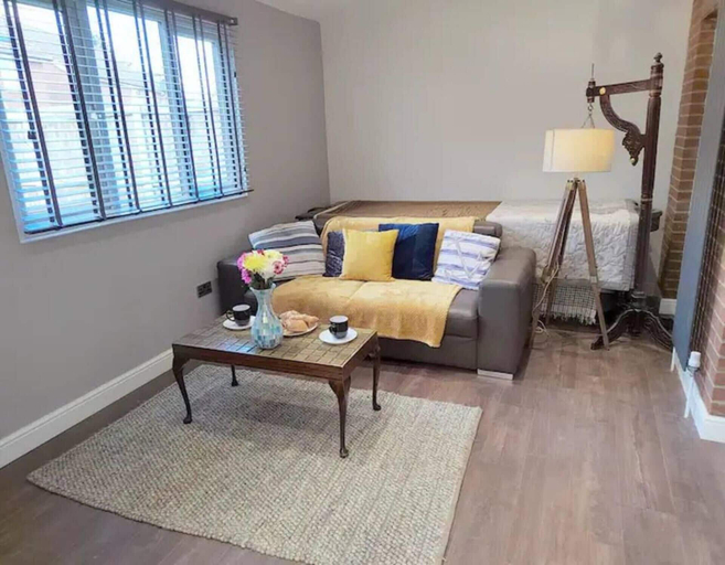 Others 5, The Ayres House 2-bed Apartment in Cambridge, Cambridgeshire