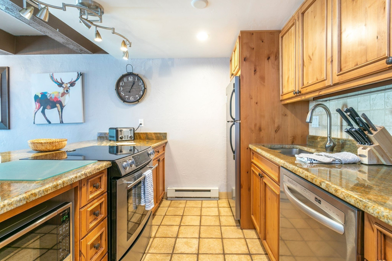 Private kitchen 4, 009 Vail International 2 Bedroom Condo by RedAwning, Eagle