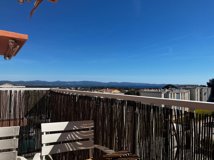 Others 4, Vacances Arbanaises - Appartements Giens, Var