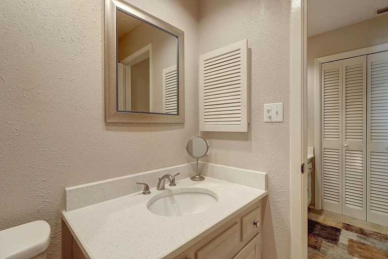 Bathroom 3, Dock Holiday 2 Bedroom Condo by Redawning, Aransas