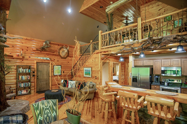 Food & Drinks 5, Iron Mountain Lodge 3 Bedroom Cabin by RedAwning, Carter