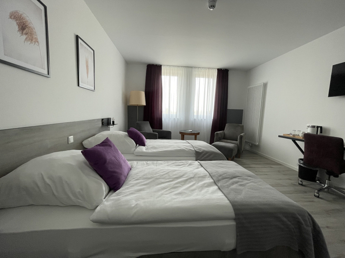 Bedroom 4, PRIMA Inn HOTEL & HOF NEURUPPIN, Ostprignitz-Ruppin
