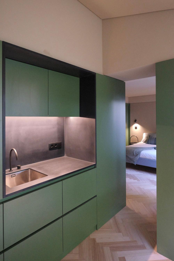 Others 4, Oporto CoLiving Circunvalacao 13250, Matosinhos