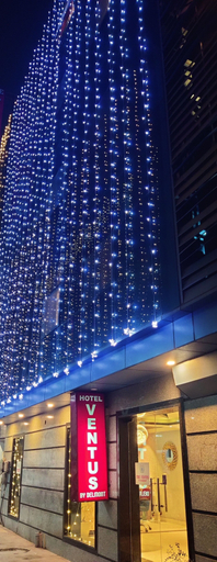 Exterior & Views 2, Hotel The Ventus - A boutique Hotel, Delhi