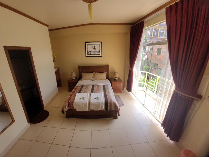 Others 5, Hostal Kurmi - Coroico, Nor Yungas