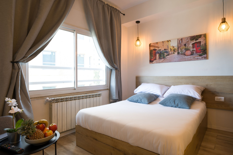 Bedroom 1, Aju Hillel 14