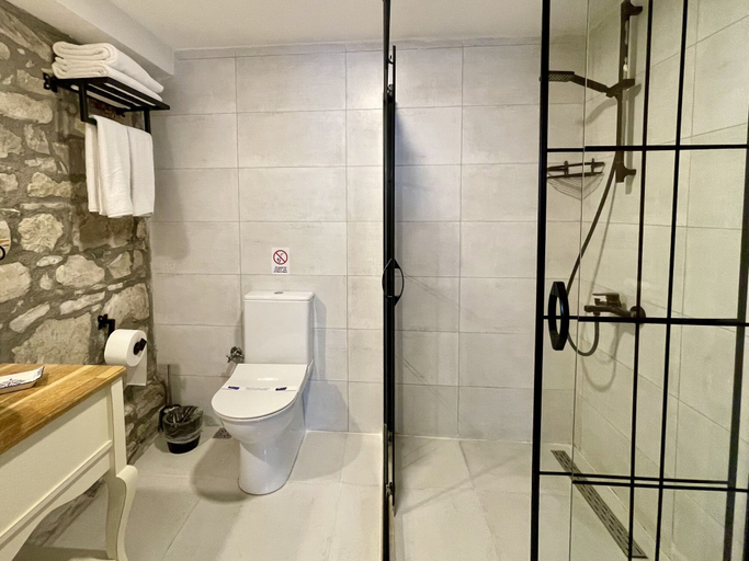Bathroom 5, Urla Taş Konak Otel, Urla