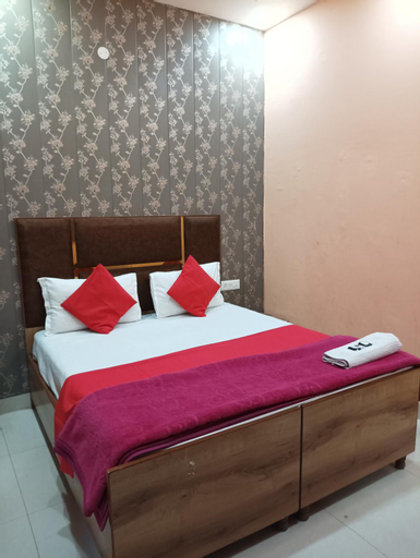 Bedroom 2, HOTEL GRAND Zirakpur Chandigarh, Sahibzada Ajit Singh Nagar