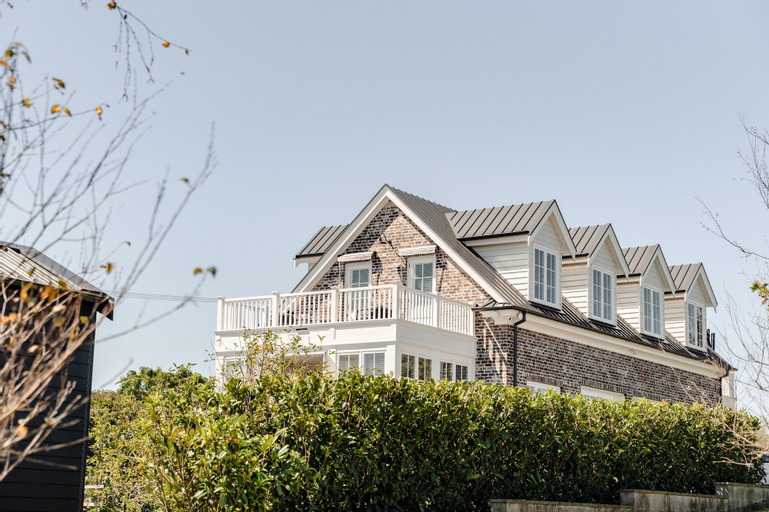 Exterior & Views 1, The Loft at Linnaeus Farm, Berry - by Linnaeus Collection, Shoalhaven - Pt B