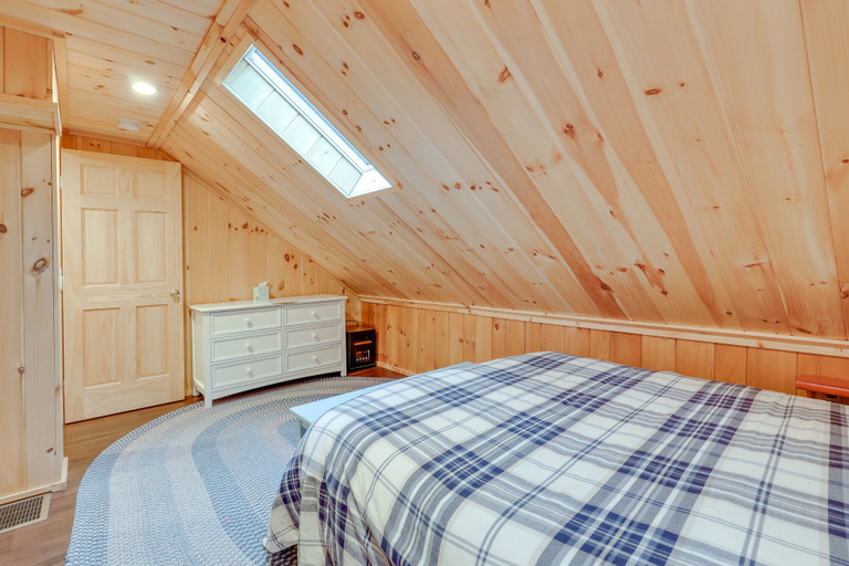 Bedroom 3, Waterfront Newbury Retreat w/ Grill & Dock!, Merrimack