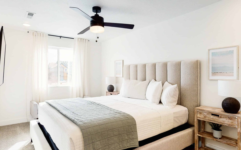 Bedroom 3, Desert Memories #76 by RedAwning, Washington