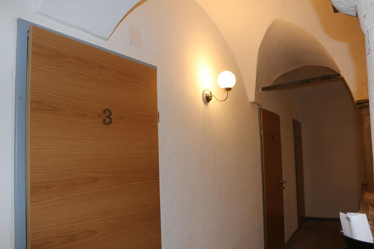 Others 5, Hotel SINOS, Klagenfurt