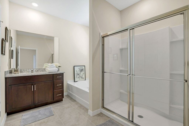 Bathroom 4, 6 Bed 4 Bath Solterra Beautiful Home! 6 Bedroom Villa by RedAwning, Polk