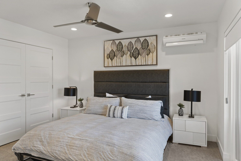 Bedroom 3, Family Fun #13 by RedAwning, Washington