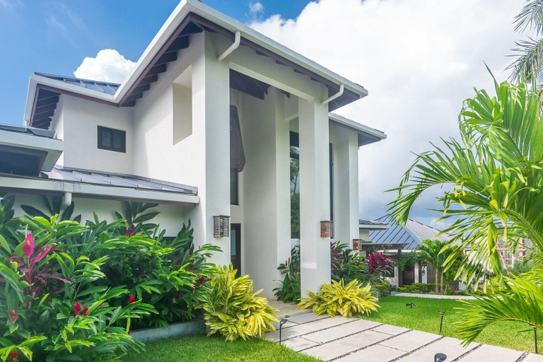 Exterior & Views 2, Ocean Pearl 4 Bedroom Home by RedAwning, Roatán