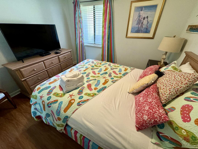 Bedroom 3, 168 Beach Club Villa, Beaufort