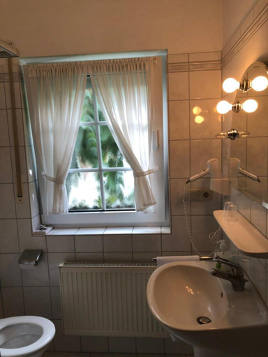 Others 4, Hotel Landhaus Koln, Oberbergischer Kreis