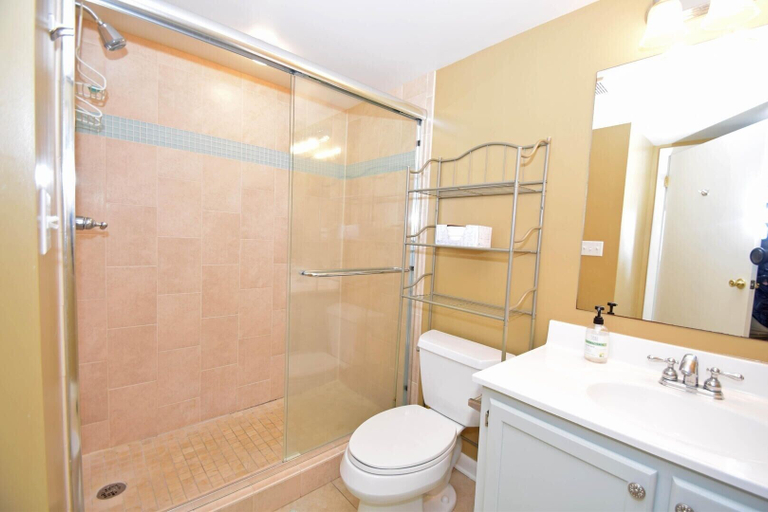 Bathroom 2, Irene 506 2 Bedroom Condo by RedAwning, Worcester
