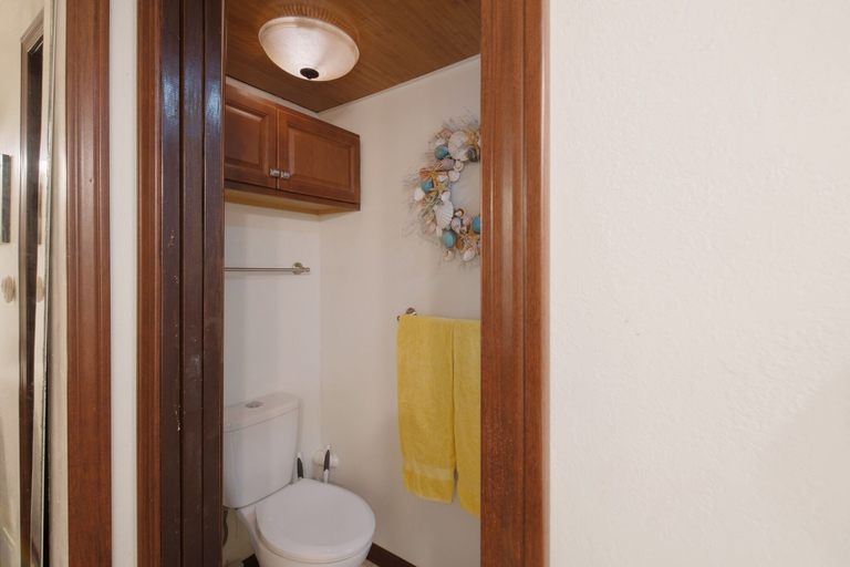 Bathroom 4, Outstanding Oceanfront Studio - Kona Islander Inn Condos Condo by RedAwning, Hawaii