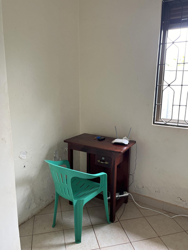 Others 4, Inviting 3-Bed House in Akright City Jennifers, Busiiro