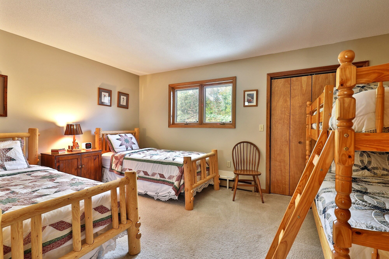 Bedroom 3, Glazebrook by Killington Vacation Rentals, Rutland