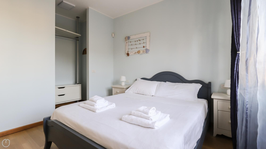 Bedroom 3, Italianway - Colombo 4, Monza and Brianza