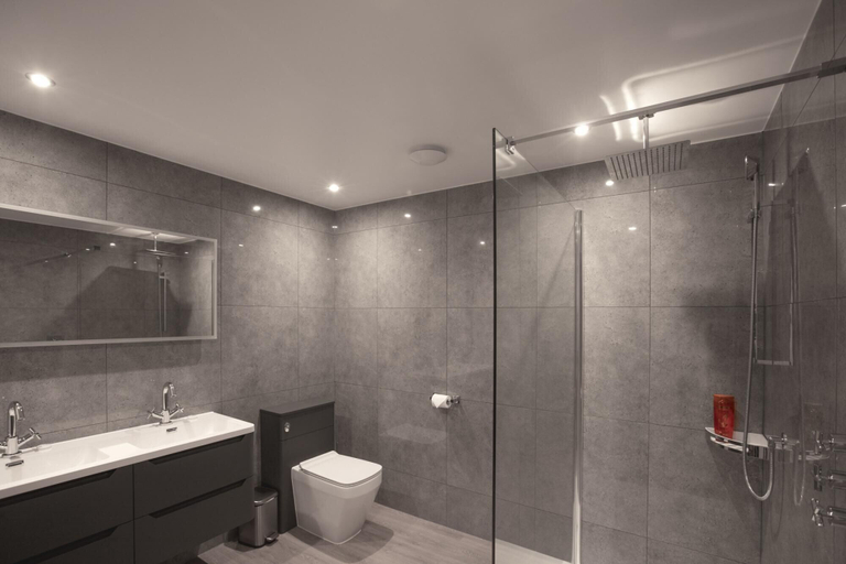 Bathroom, WS Flat 1 in Swindon, Swindon